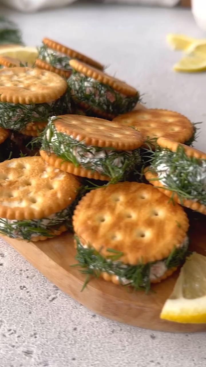 Simple Canape