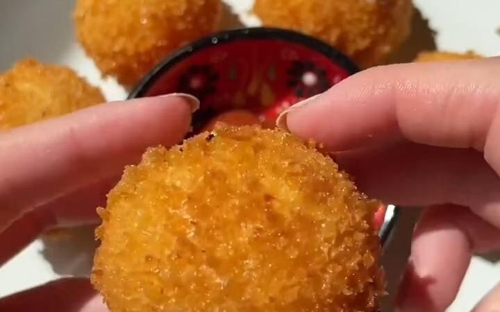 crispy potato snack bites