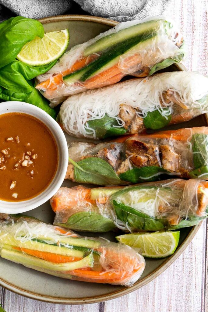 Vietnamese spring rolls with chicken