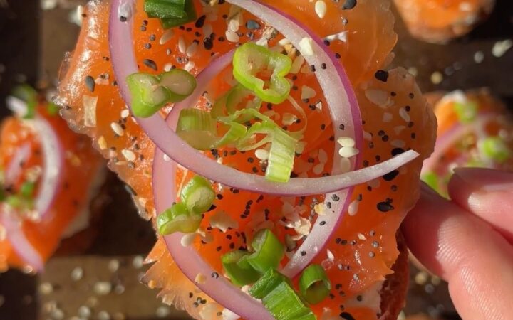 smoked salmon crostini recipe