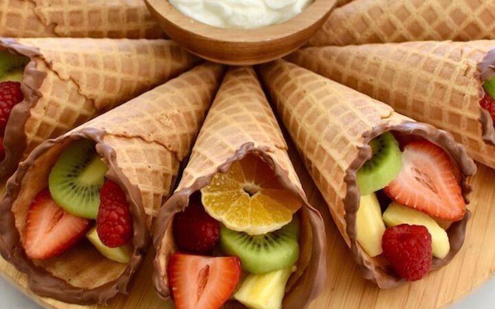 chocolate dipped fruit cones